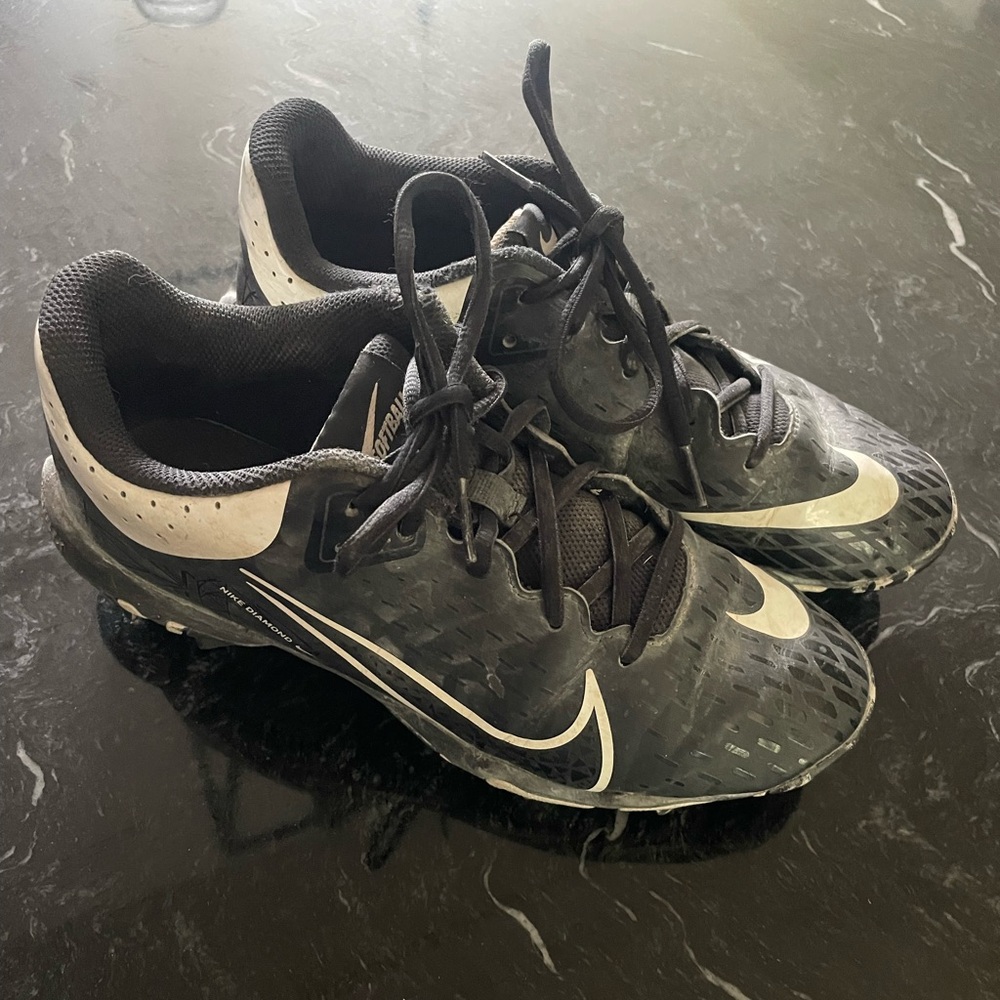 Nike Black and White Sneakers